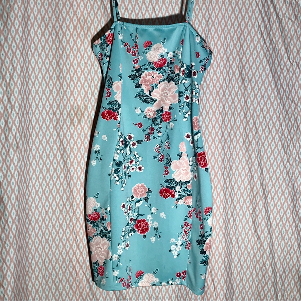 Windsor Blue Flower Spaghetti Strap Sheath Dress